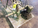 Rockwell 4 V feeder.