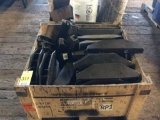 Pallet box of double jack collars for 14