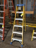 Bauer 6' fiberglass step ladder.