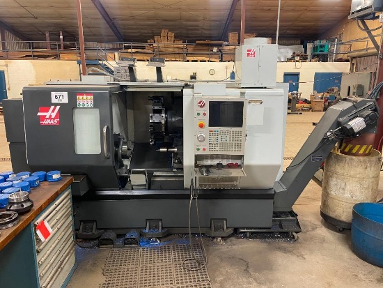 2018 Haas ST 20Y CNC Turning Center lathe; 12 station; live tooling; w/ Hennig Model 102203 chip