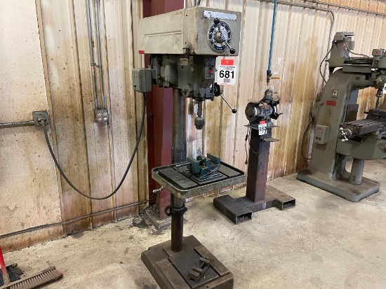 Delta Rockwell 17-600 floor model drill press; variable speed; s/n 1443862.