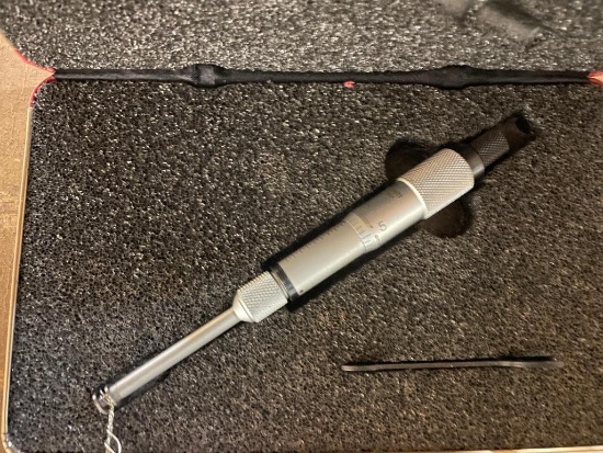 Starrett 260 groove micrometer.