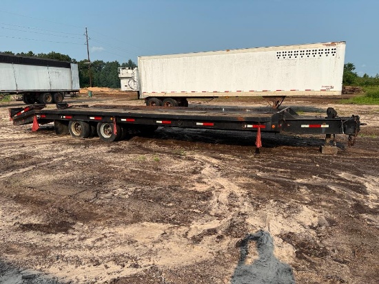 (TITLE) 1995 Interstate 40-ton tandem axle tag trailer, 26' deck, 5' beaver tail w/ ramps, 112" deck