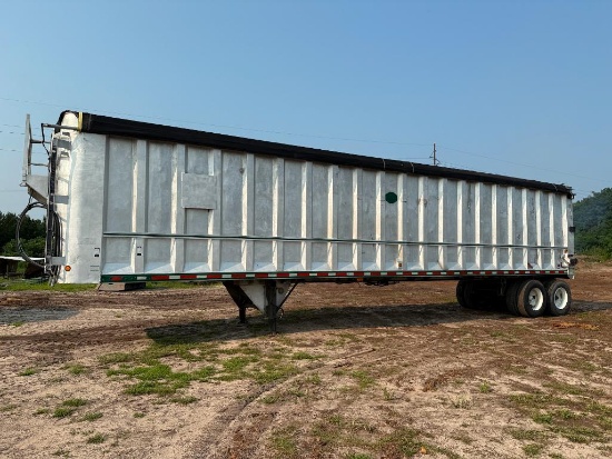 2005 Mac 45' tandem axle walking floor trailer, 11R24.5 tires, Keith walking floor, tarp, spring
