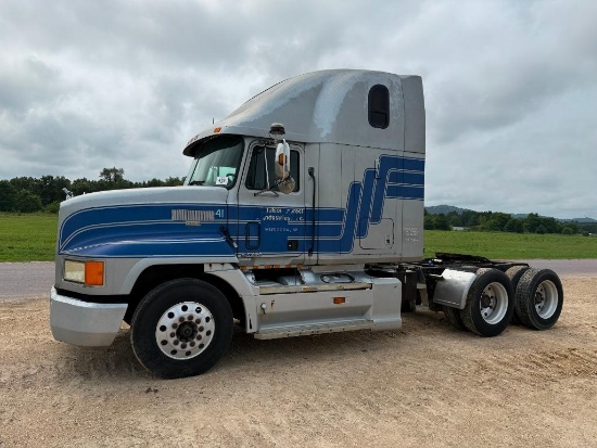 1999 Mack CH613 sleeper cab truck tractor, tandem axle, Mack E7-460 @ 460 hp diesel engine, Maxi