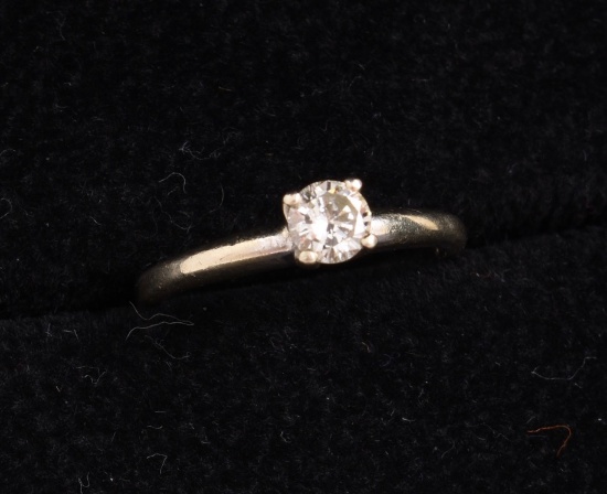 1/4ct Solitaire Diamond Engagement Ring