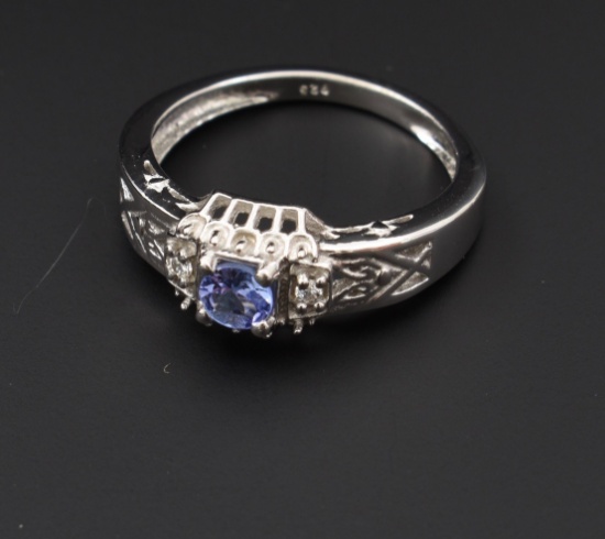 .25ct Tanzanite in Sterling Silver Ring