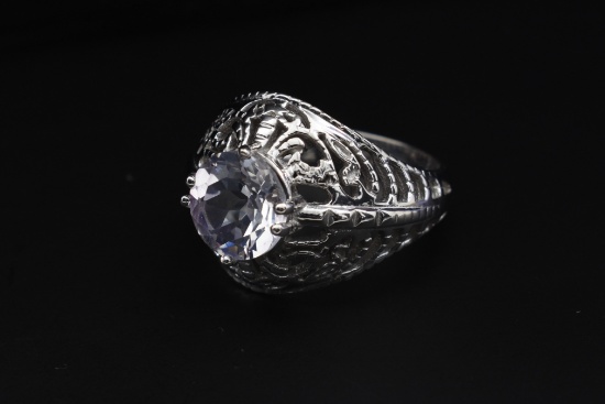 2.5ct Pink Topaz in Sterling Silver Ring