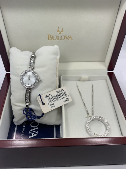 New Bulova Women`s 96T71 Swarovski Crystal Watch Infinity Crystal Pendant Box Set