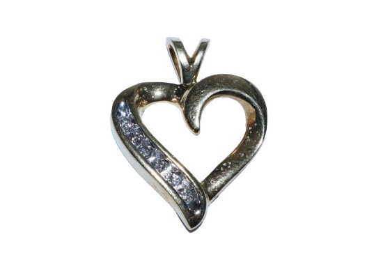 Vintage Natural Diamond & Solid 10K Yellow Gold Heart Pendant