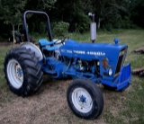 Ford 4000 SU Farm Tractor