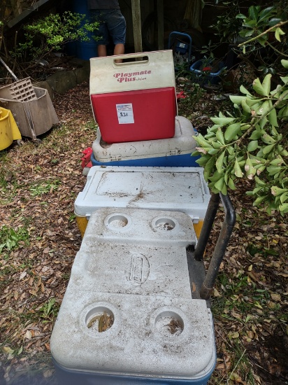 4 ice coolers