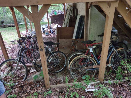 BIKES NUMEROUS
