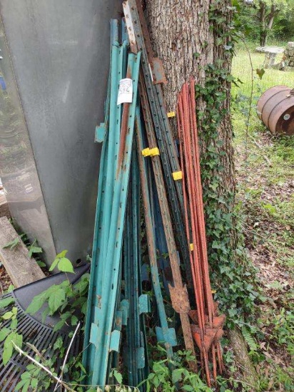 Metal fence T-posts