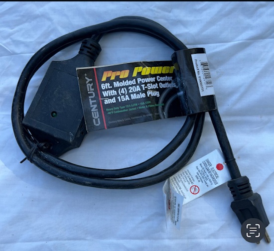 Pro Power 6 ft Molded Power Center