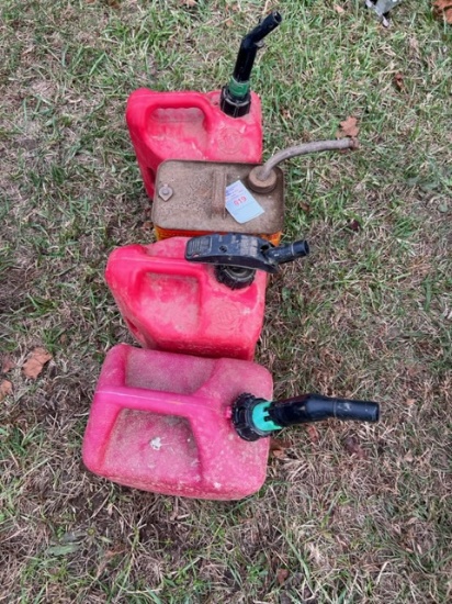 4 gas cans