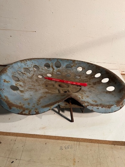 Tractor Seat  Blue