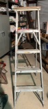 Ladder - 5' Aluminum Step Ladder