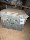 Sicomac Dairy Box