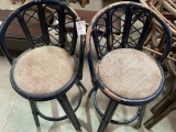 2 barstools