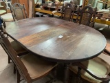 Table with 6 chairs