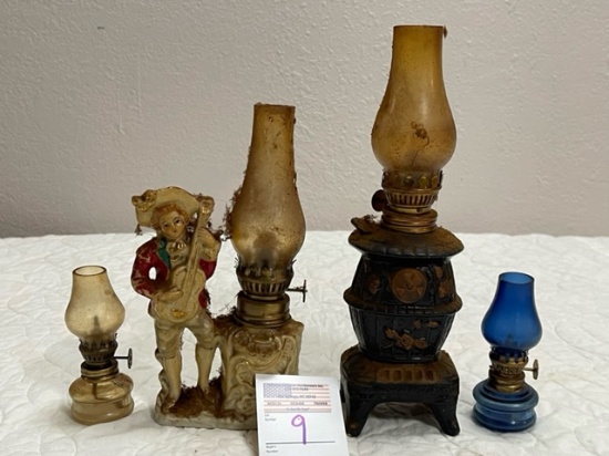 2 small and 2 mini oil lamps