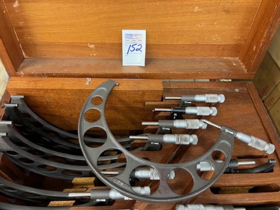 0-12" Micrometer missing 2 in wood box for milling steel caliper