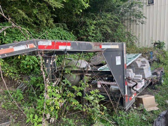 Gooseneck Trailer w/ contents - bill of sale