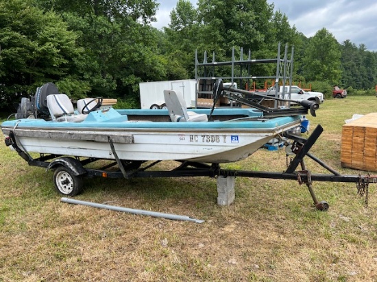 Small Boat w trailer
