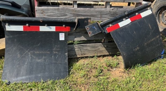 Set of truck mud flaps