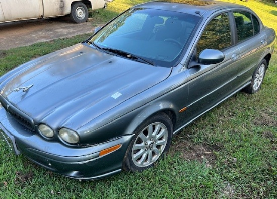 2004 Jaguar starts. Title