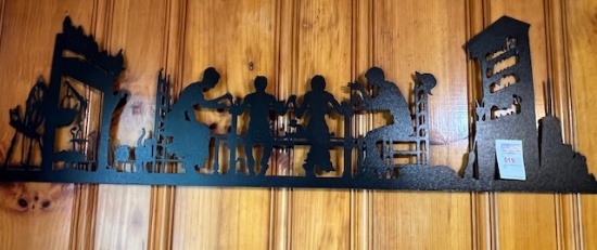Decorative Metal Piece of FAMILY eating Dinner