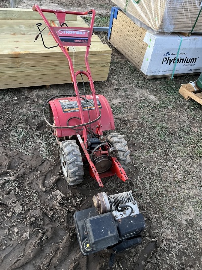 troybilt bronco rear tine tiller for parts / motor off tiller