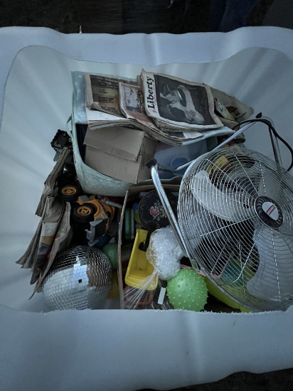 3x3 contents of bin , fans , etc