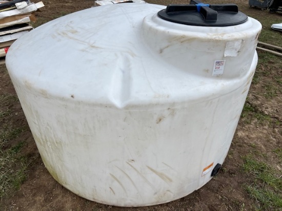 550-gallon poly water storage tank used
