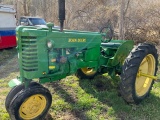John Deere Antique Farm Tractor Runs and Works , new paint and decals