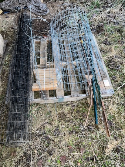 pallet of fence items