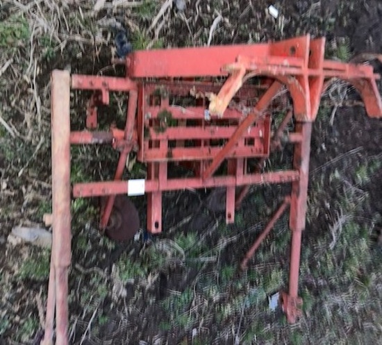 hilling attachment 3 point