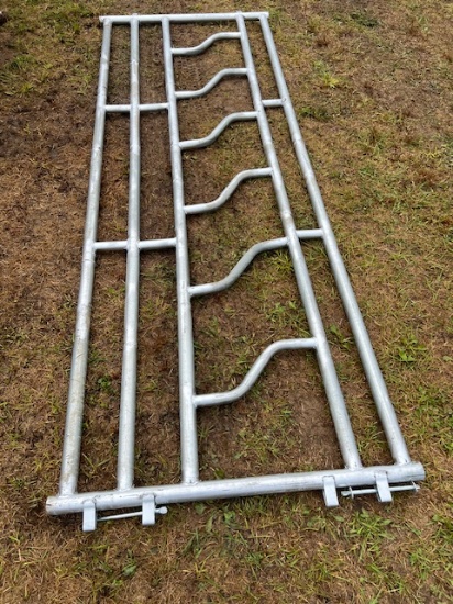 (1) heavy duty Galvanized S-Bar feeder panel