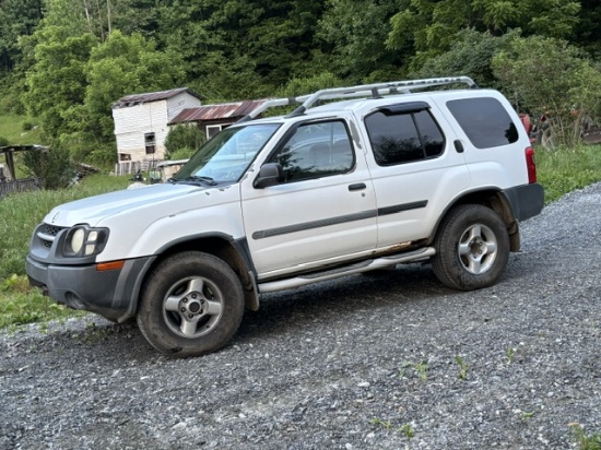 2002 Nissan xterra XE - Daily Driver