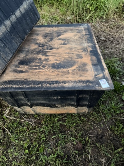 float for dock on water