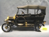 Antique style all cast metal Ford touring car