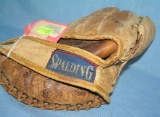 Early Wayne Causey autographed model basebnall glove