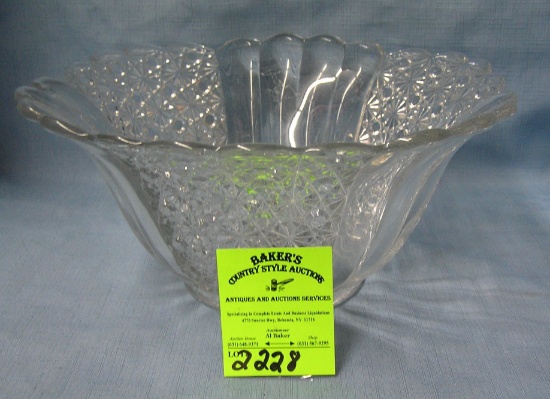Crystal serving bowl
