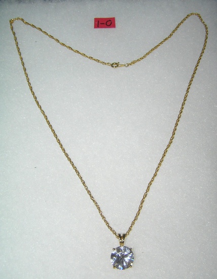 Quality gold tone necklace with large semi precious stone