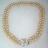 Vintage pearl necklace