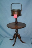 Antique mahogany 2 tiered table
