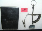 Hanging scale with pouch