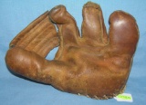 Vern Stephens autographed model baseball glove