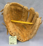 Mickey Rivers  baseball glove by Rawling